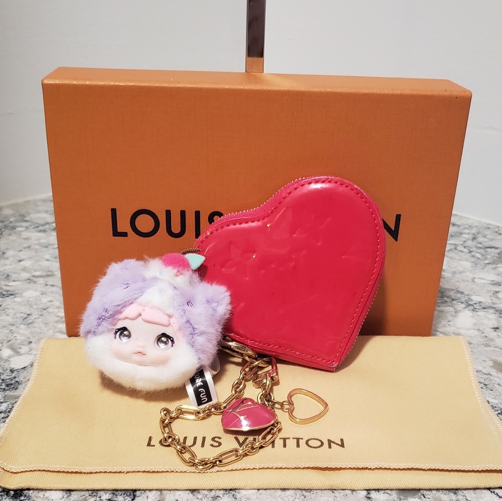 Louis Vuitton Vernis Porte Monnaie Heart Coin Pouch And Charms W/ Box and Dusty